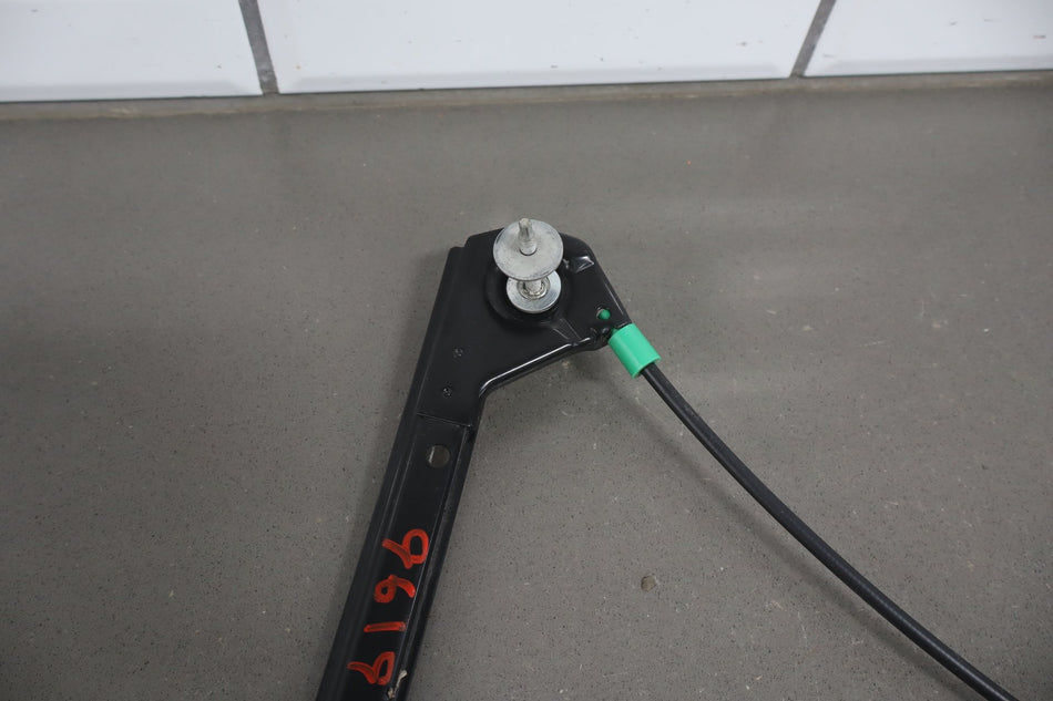 1997-2004 Chevrolet Corvette Right Front Door Regulator 10344132 OEM