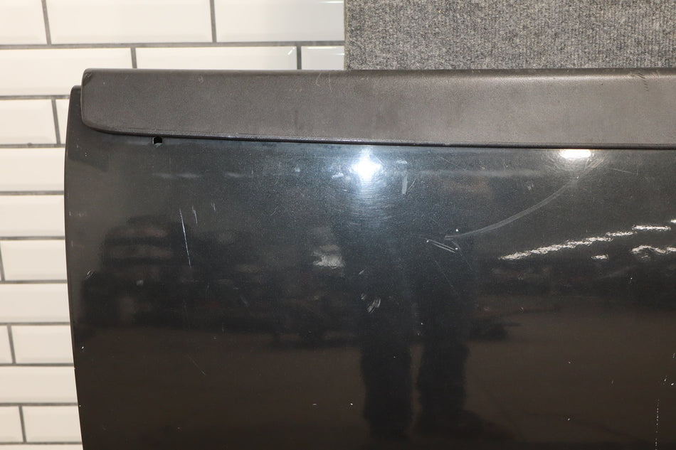 99-07 Chevy Silverado GMC Sierra GMT800 OEM Tailgate Black 41U