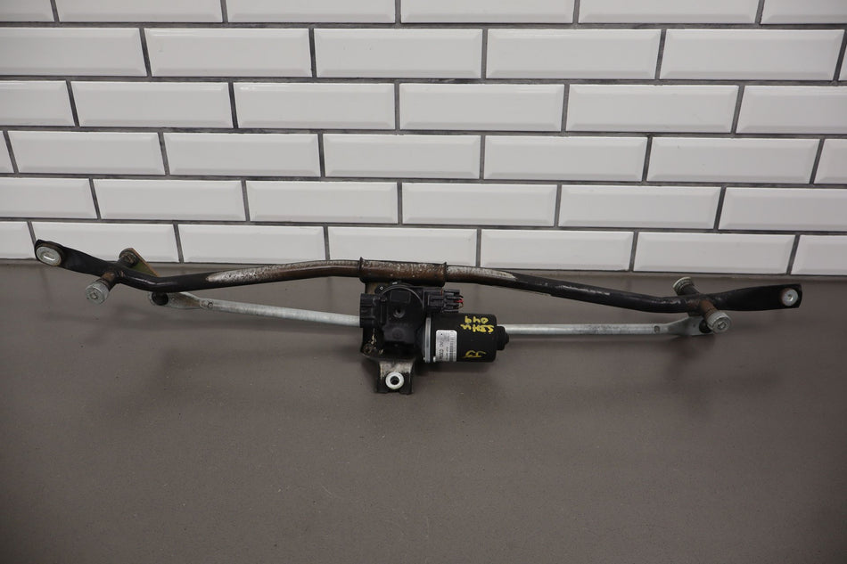 2003-2009 Hummer H2 Wiper Motor &amp; Transmission