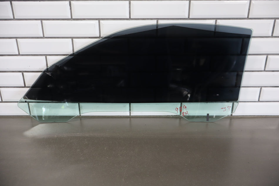1997-2004 Chevrolet Corvette C5 Right Psssenger Door Window 10403189