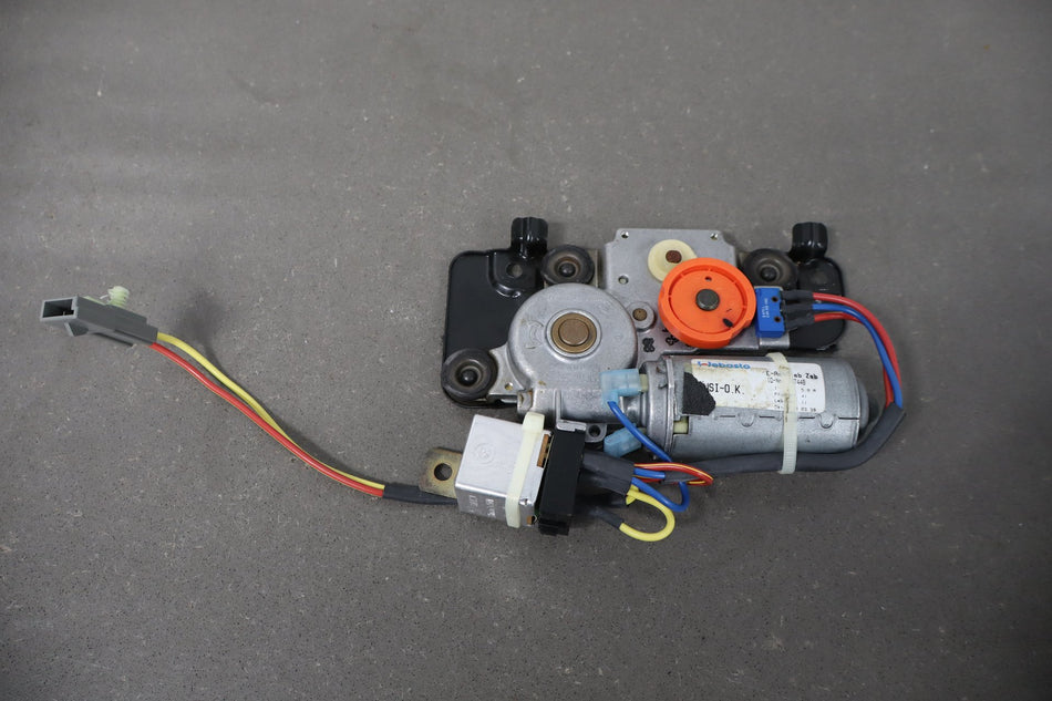 1997 Lincoln Town Car- Sun Roof Motor