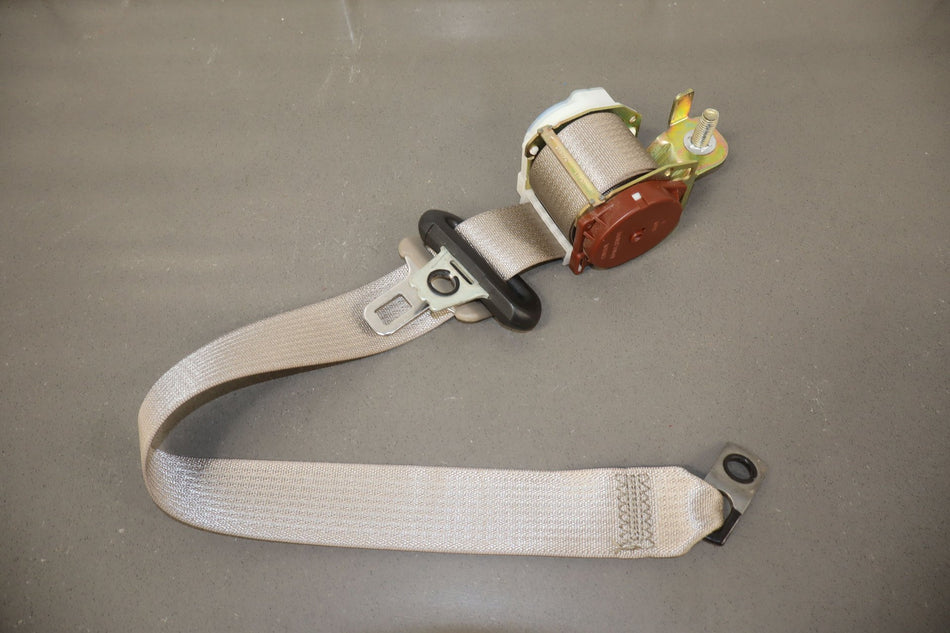 2002 Chevrolet Silverado 2500- Rear Seat Belt