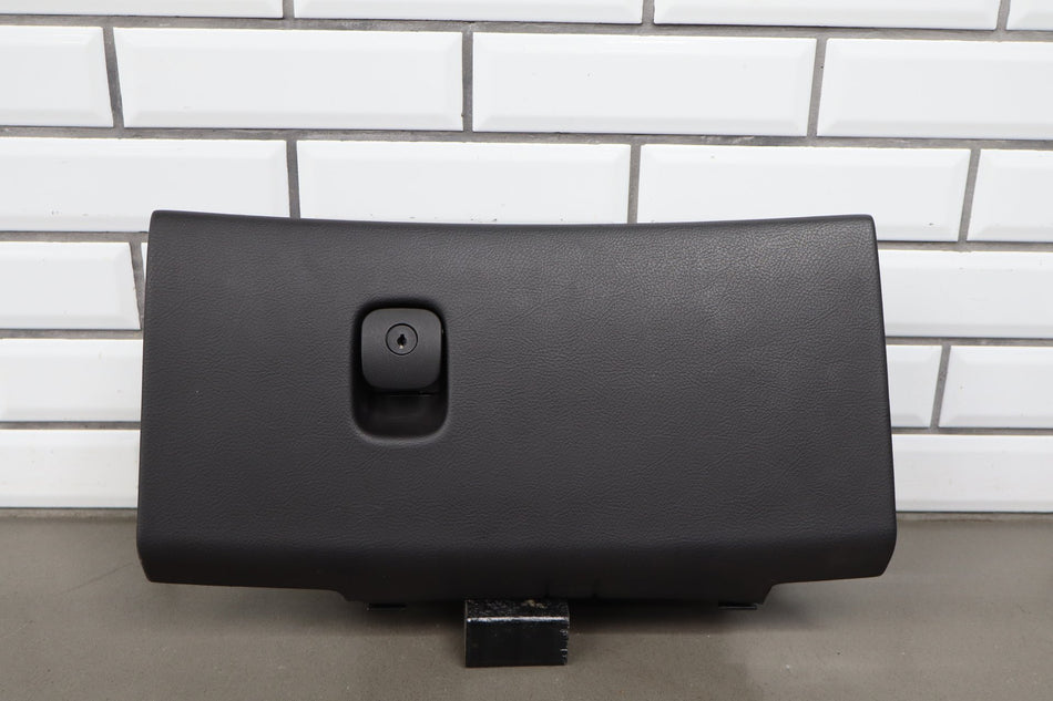 2006-2013 Chevrolet Corvette C6 - Glove Box