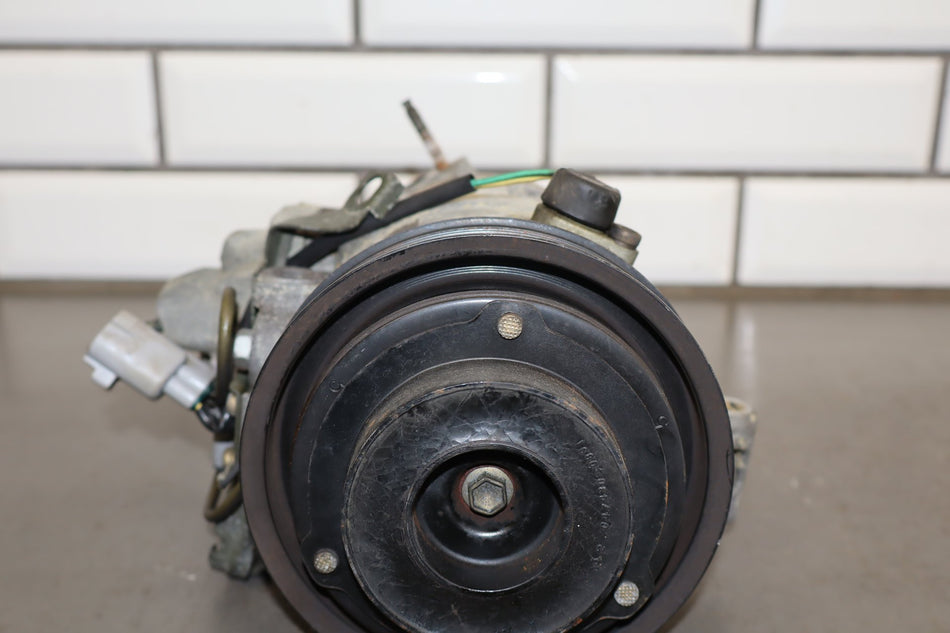 02-10 Lexus SC430 4.3 3UZ-FE AC Compressor Untested