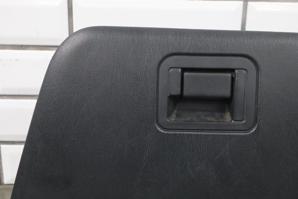 2004 Ford F-250 Super Duty- Glove Box
