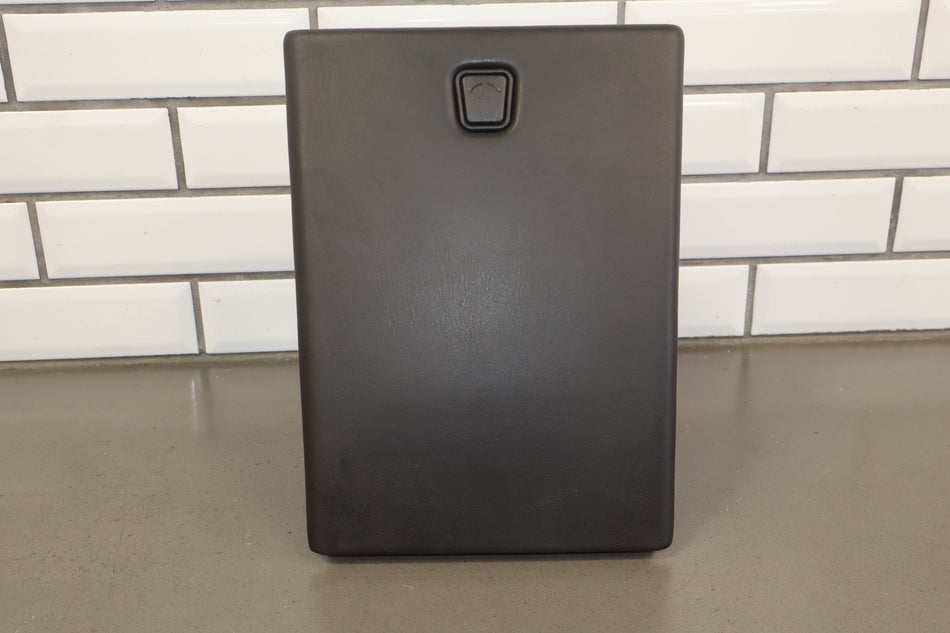 2006 Cadillac XLR- Glove Box