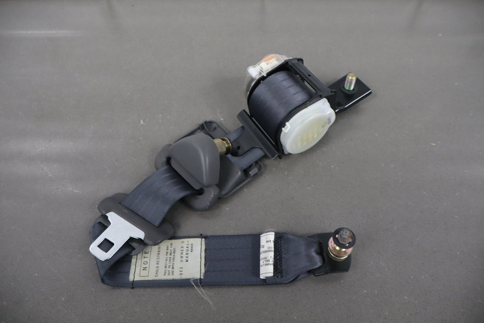 1999 Isuzu Trooper- Left Rear Seat Belt