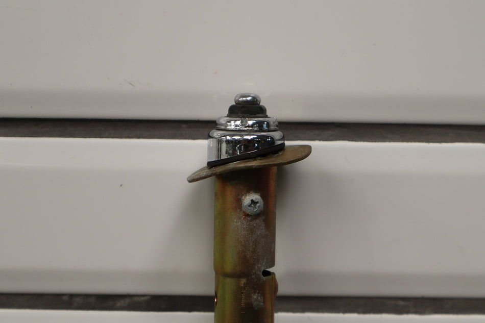 1993-1996 Cadillac Fleetwood Power Radio Antenna OEM