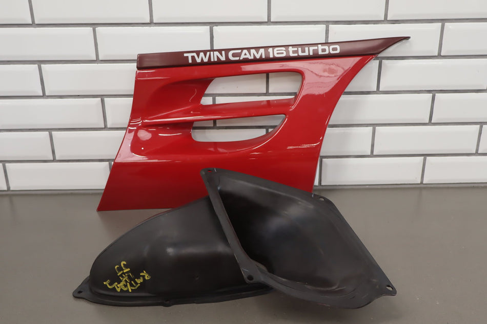 1991 Toyota MR2- QUARTER PANEL MOULDING
