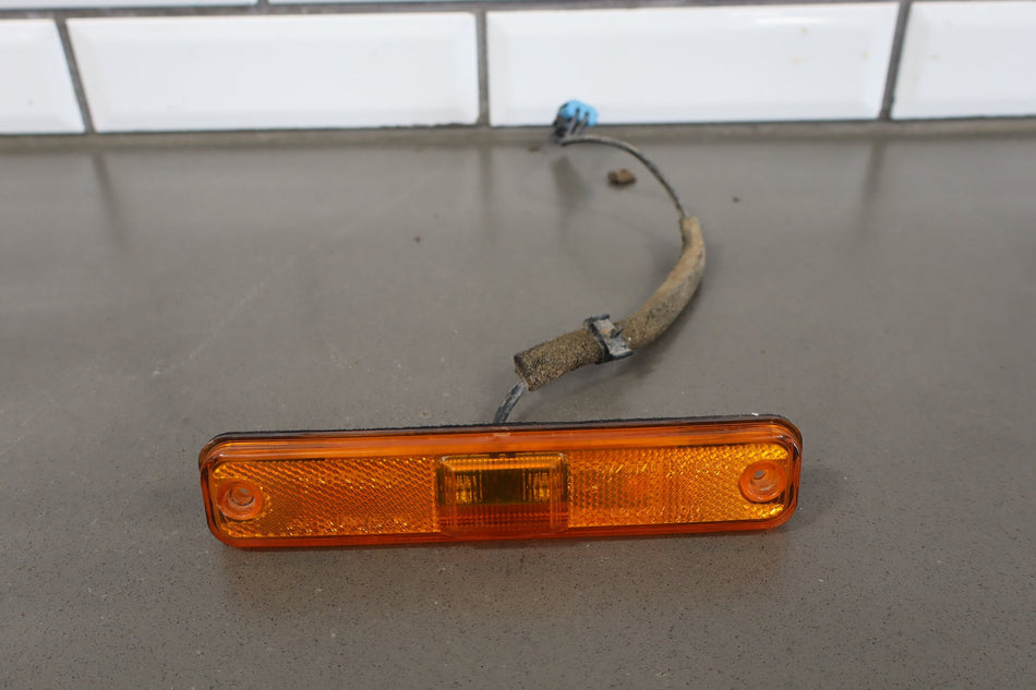 2003-2009 Hummer H2 Front Amber LED Side Marker Light/Lamp Fits Right or Left