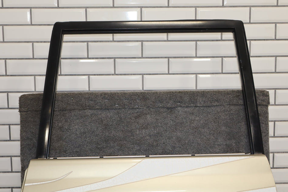 1991-1998 Toyota Land Cruiser Left Rear Door Desert Dune Pearl ( 2AB ) 6700360111