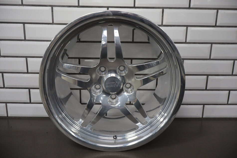 2003 Chevrolet Corvette C5- Alloy Wheel
