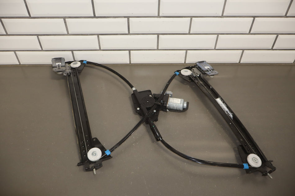 2022-2026 Tesla Model S Right Front Door Regulator OEM