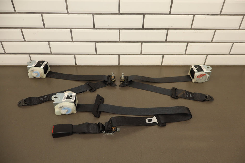 2015-19 Dodge Challenger Rear Seat Belt Set Black X9 3pc