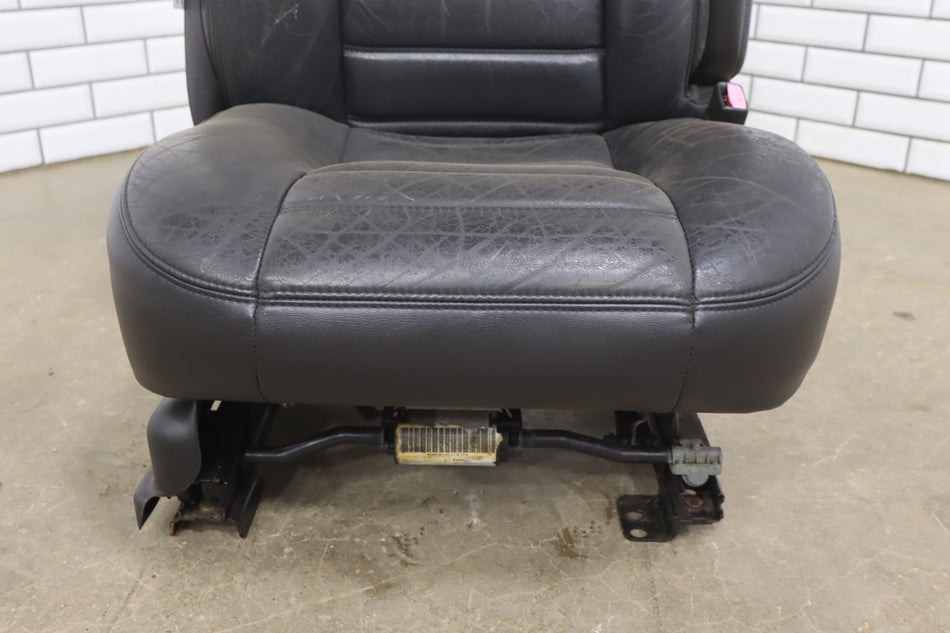 2005 Hummer H2- Right Front Seat