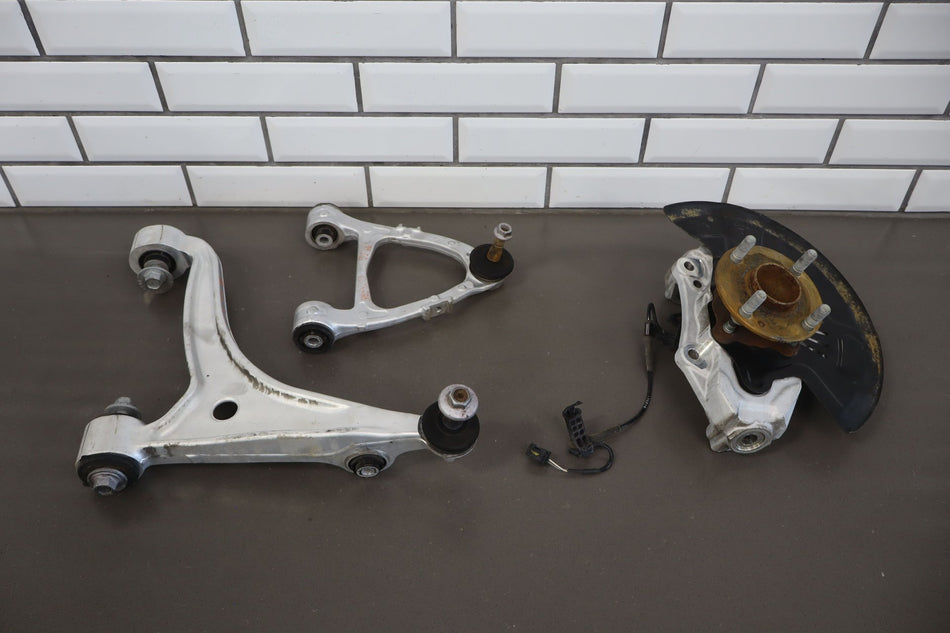 2017 Fiat 124 Spider Right Front Suspension Knee
