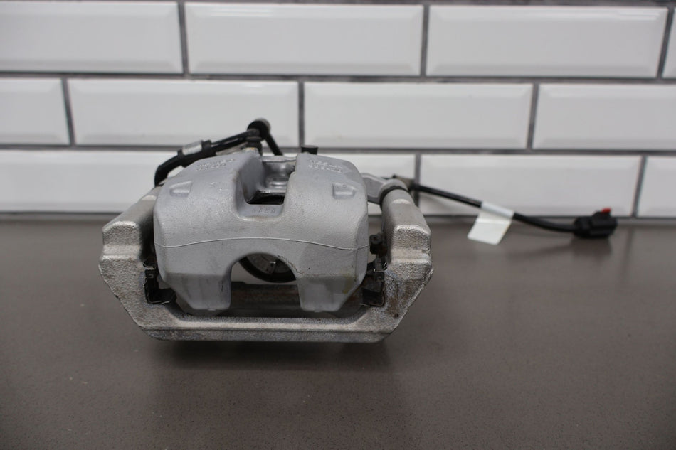 2018 Tesla 3- Caliper
