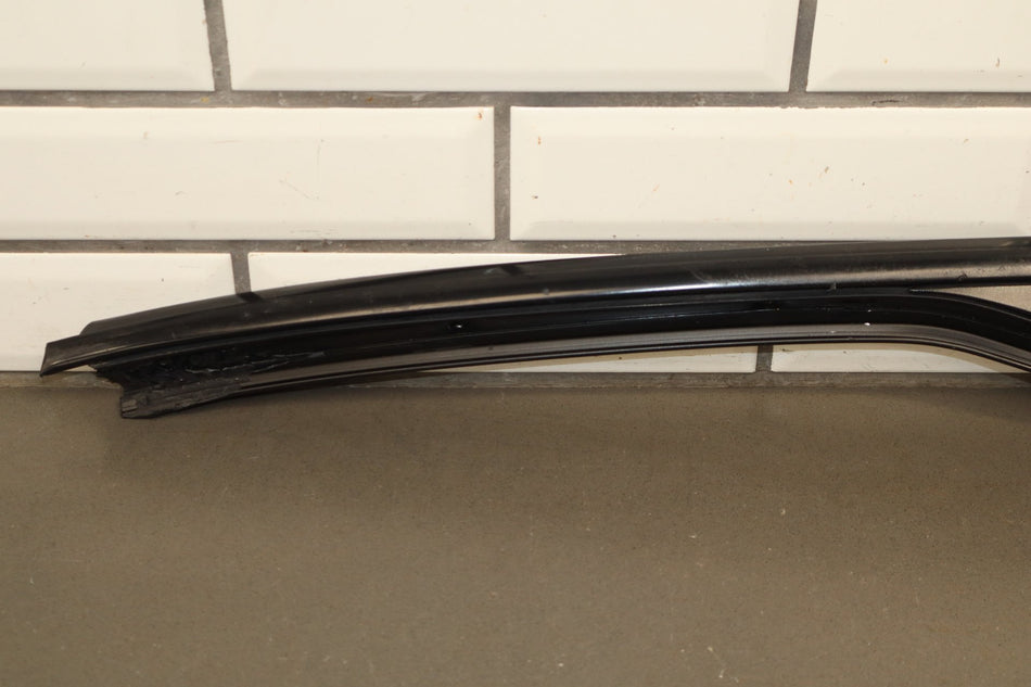 1997-2004 Chevrolet Corvette C5 Right Exterior A Pillar Trim 10246978