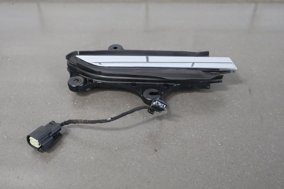 16-20 OEM Tesla Model X Rear Right Passenger Falcon Door Handle Chrome
