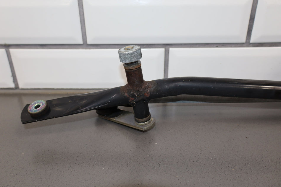 2003-2009 Hummer H2 Wiper Motor &amp; Transmission
