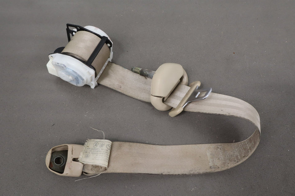 1999 Lexus LX470- Rear Seat Belt