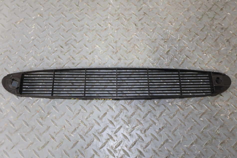 97-04 Chevy C5 Corvette Defrost Vent (Black)
