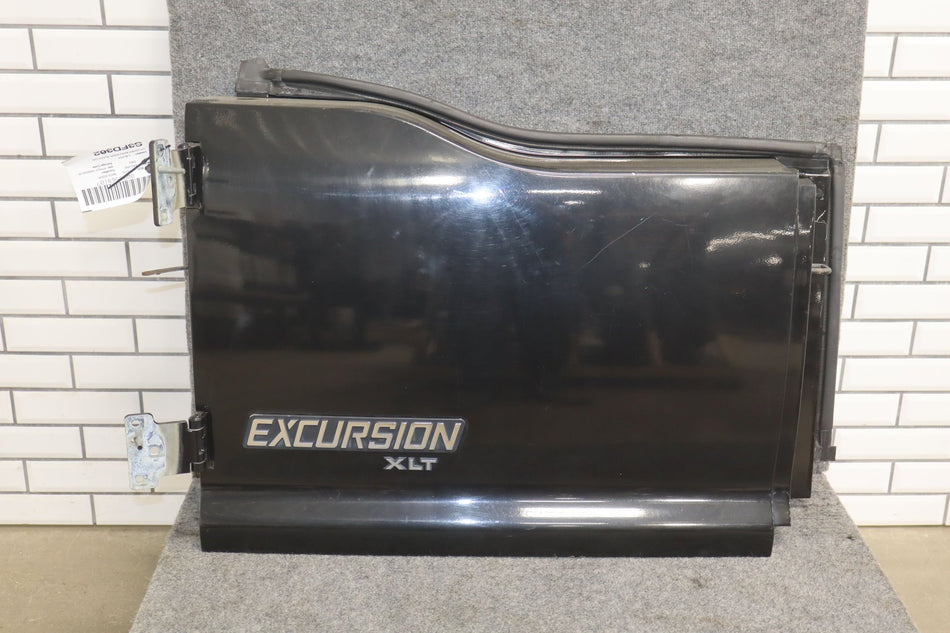2003 Ford Excursion- Back Door