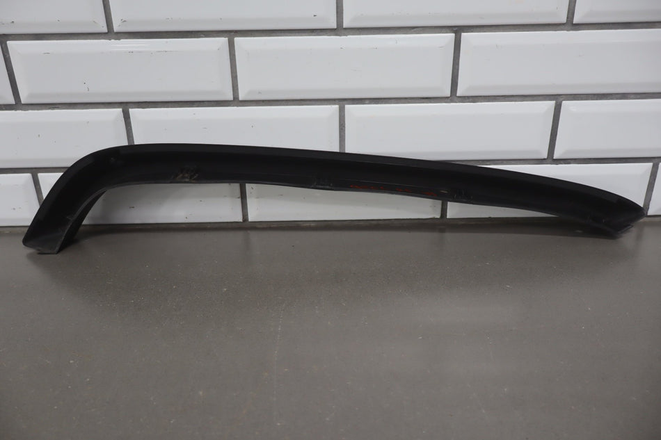 2003-2009 Hummer H2 - Right Front Hood Flare Moulding 15200467