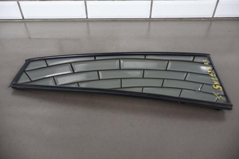 1996-1998 Lexus LX450 Right Passenger REAR VENT GLASS/WINDOW with Seal 56409