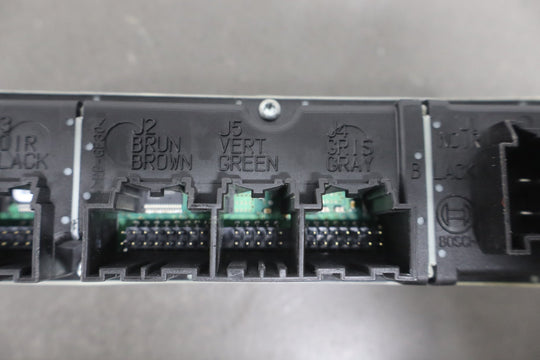 47400586