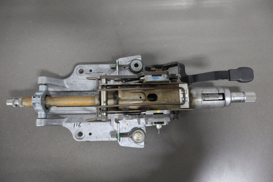 2009 Pontiac G8 GT Steering Column