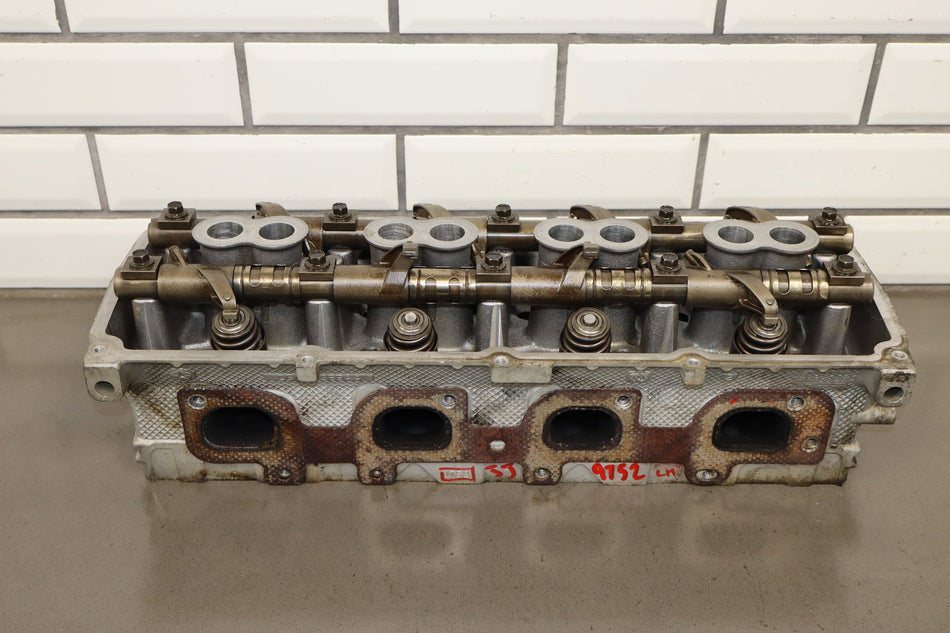 05-10 Dodge Charger SRT8 6.1 ESF Cylinder Heads Pair w/ Rockers