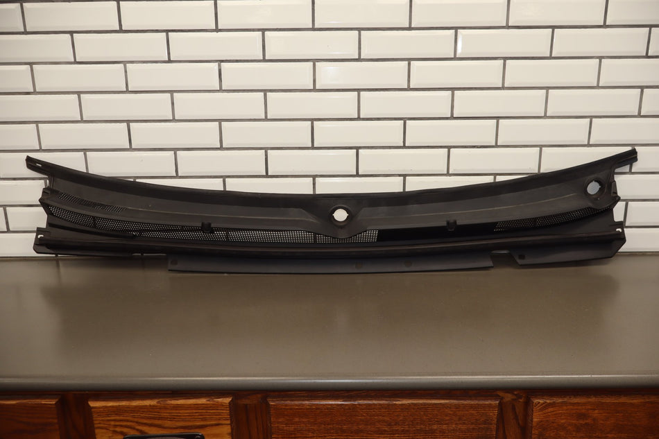 15-20 Cadillac Escalade Cowl Vent Panel OEM