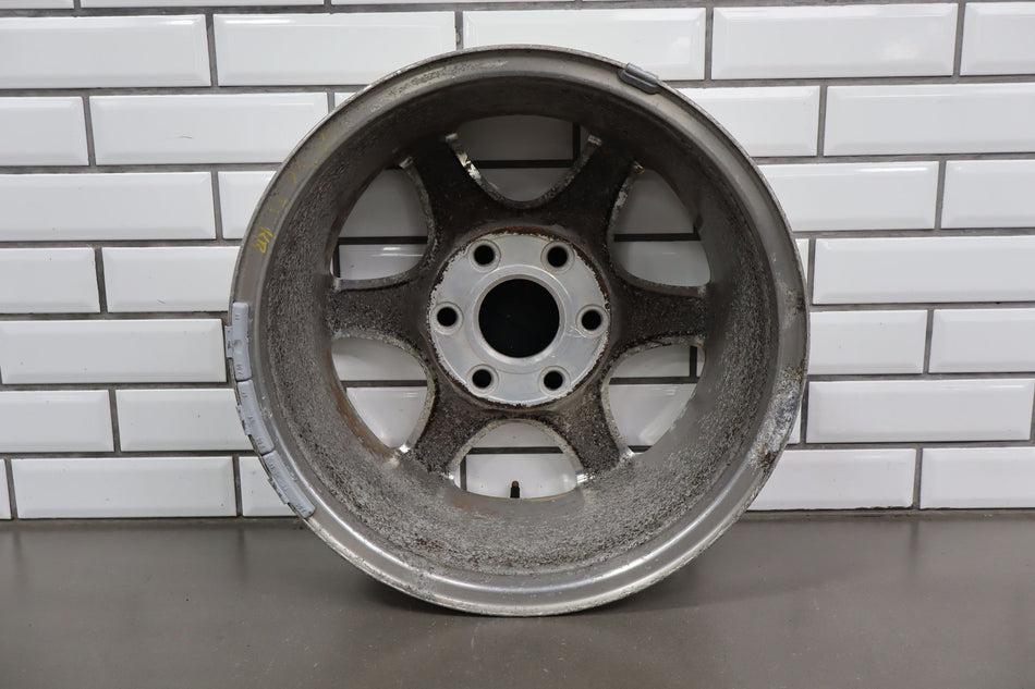 2002 GMC Yukon Wheel OEM