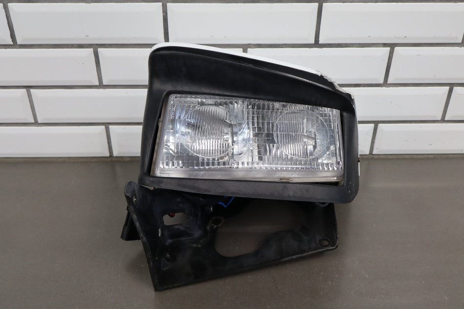 1997-2004 Chevrolet Corvette C5 Left Headlamp Artic White 10