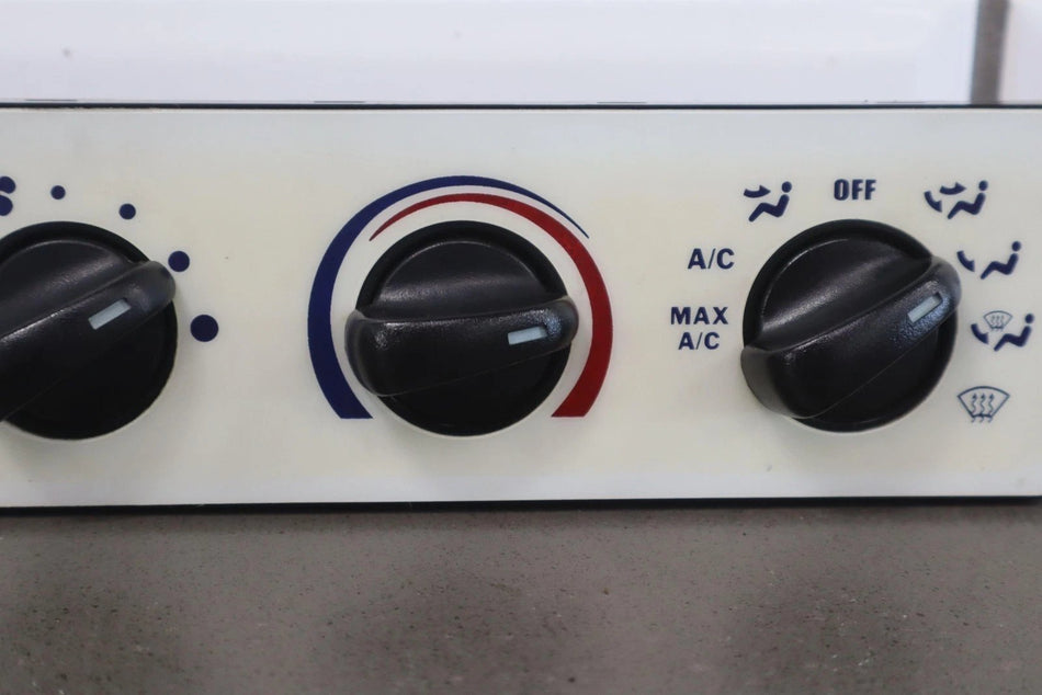 2004 Ford F-250 Super Duty Heater/AC Controls OEM