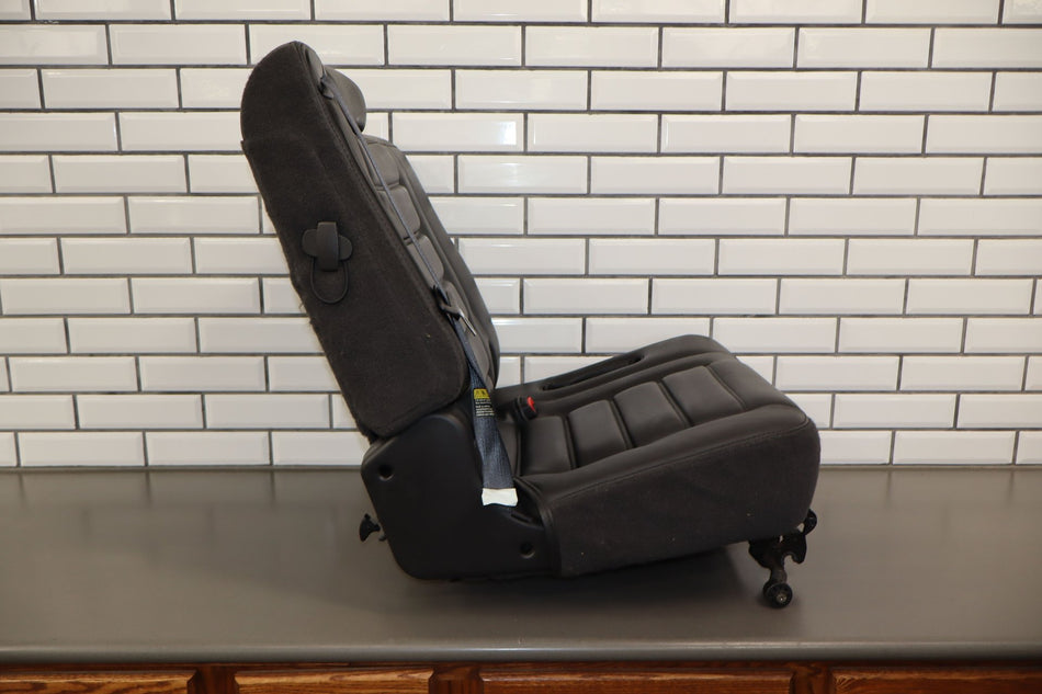 2006 Hummer H2 3rd Seat OEM