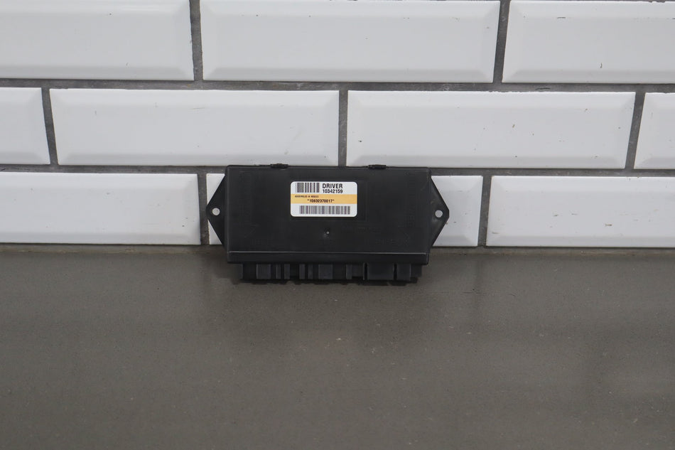 2000-2004 Chevrolet Corvette Driver Left Door Control Module 10342159