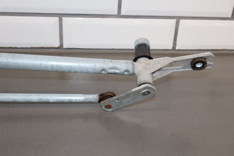 2003 Hummer H2- Wiper Linkage
