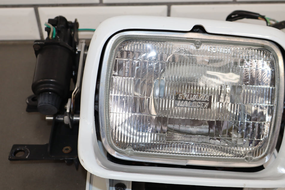 1990-1996 Chevrolet Corvette C4 Left Headlamp W/ Motor Artic White