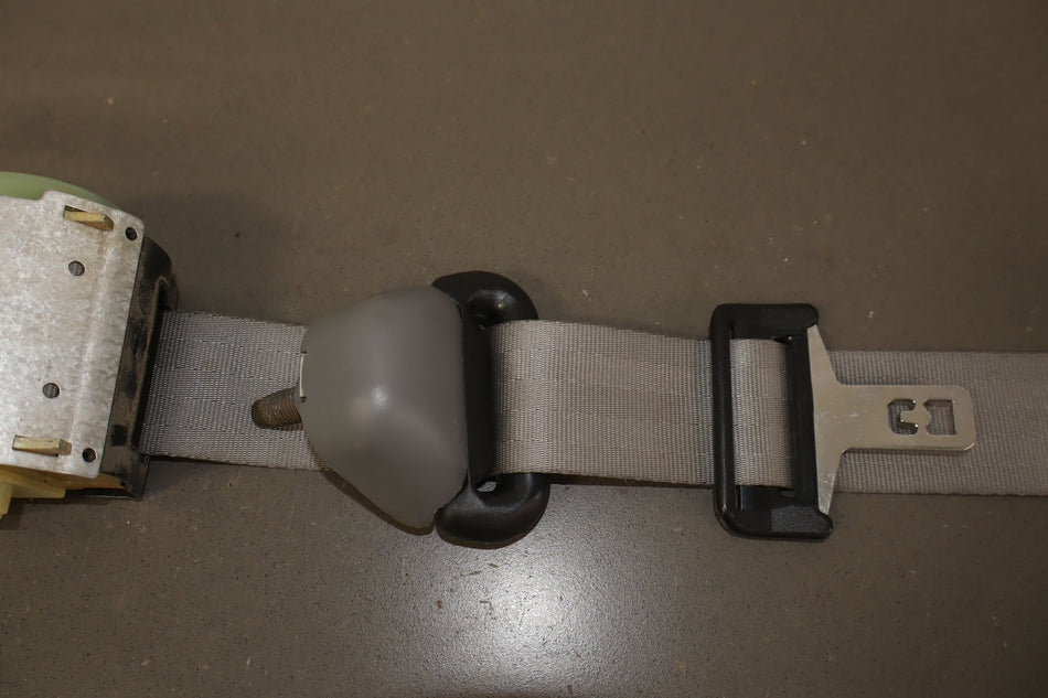 2005 Ford F-250 Super Duty Rear Seat Belt OEM