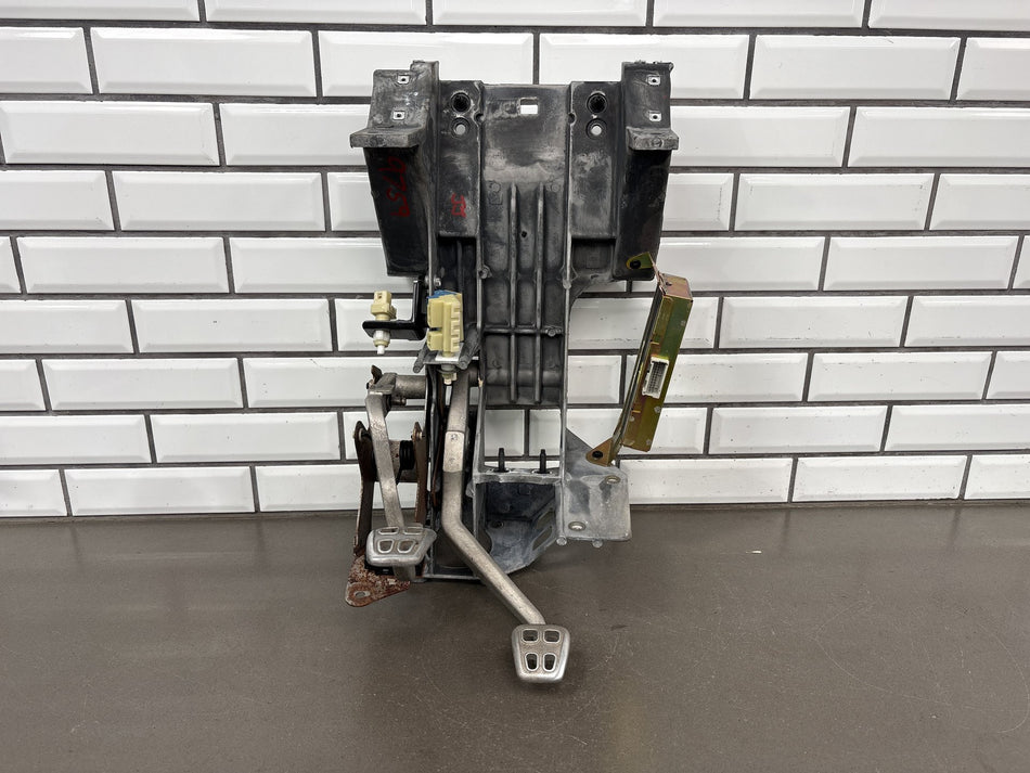 1997-2004 Chevrolet Corvette C5 - Manual Transmission Pedal Assembly