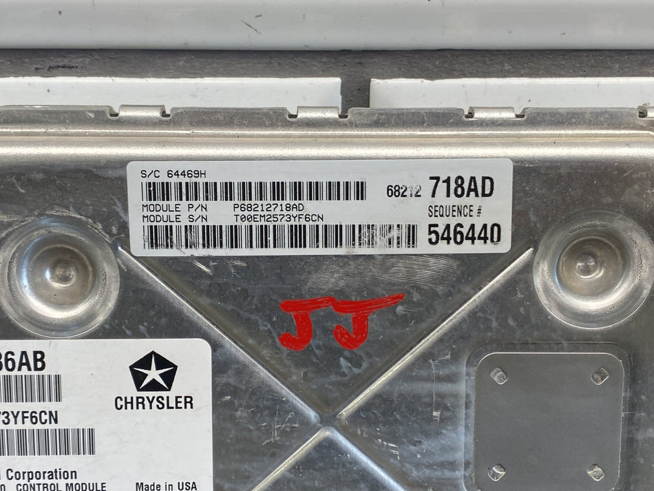 2014 Dodge Challenger 5.7L Hemi Engine Computer PN: 05150786ab Tested