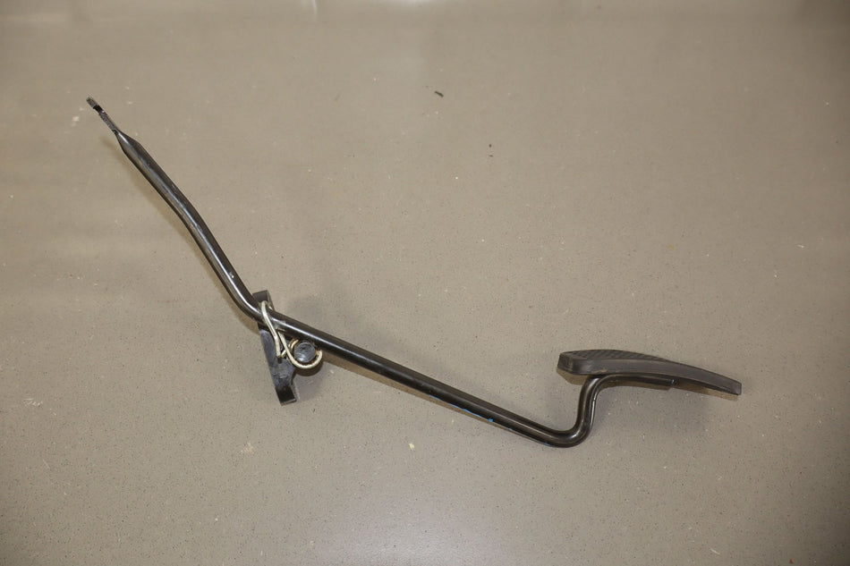 1992 Toyota Land Cruiser Pedal Assembly OEM