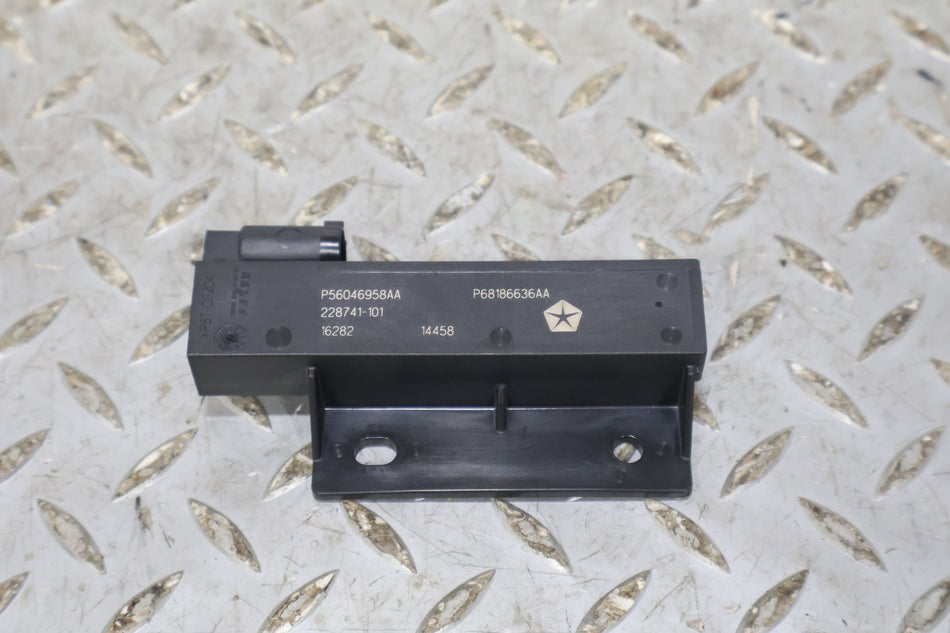 2019 Ram 3500- Antenna