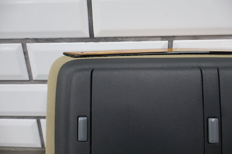 1996 Chevrolet Tahoe- Front Console
