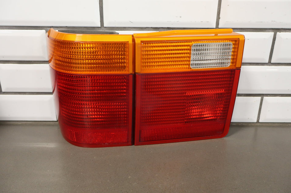 1994-2002 Land Rover Range Rover Left Tail Light OEM