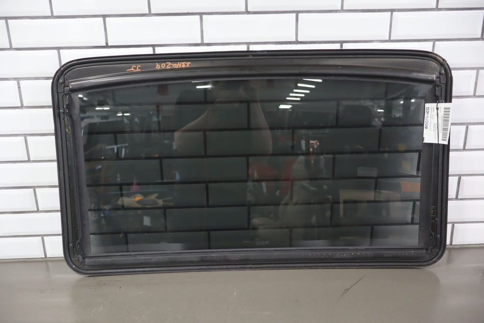 2003-2009 Hummer H2- Sunroof Glass Window 15781625