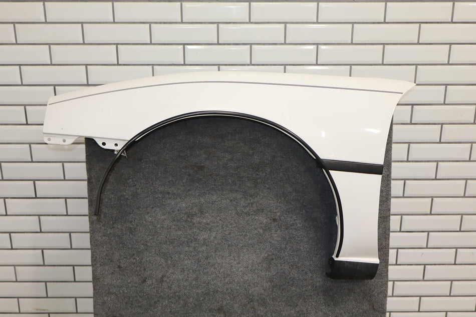 1992 Toyota MR2 Base Left Fender Super White 043