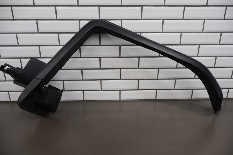 2007-2014 Toyota FJ Cruiser Right Fender Molding